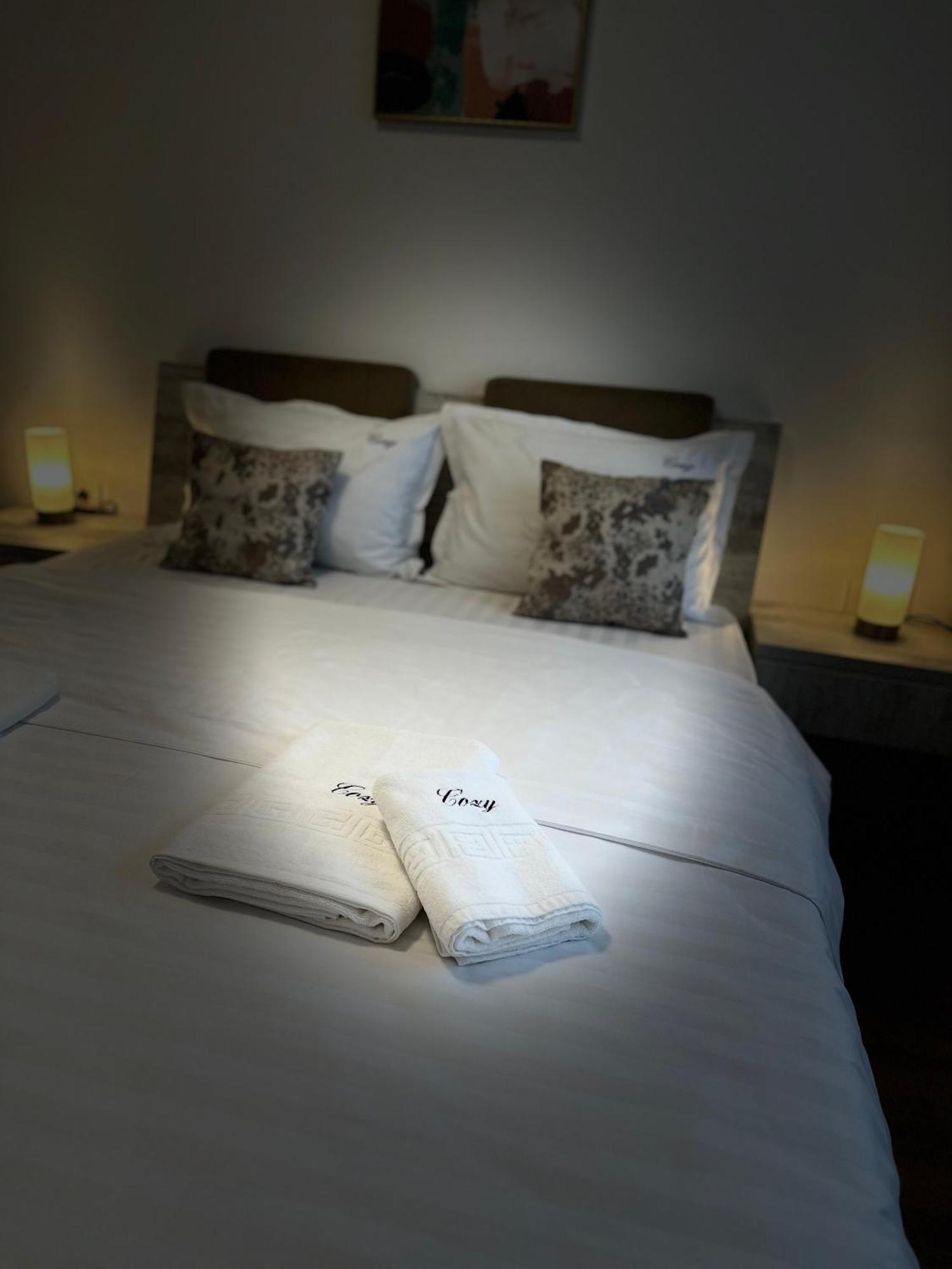 Coresi Mall Exclusive #Collection Apartments & Studios Braşov Eksteriør bilde